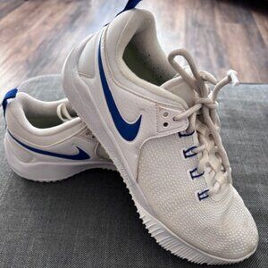 NIKE Women's Volleyball Court Shoes, Size 10.